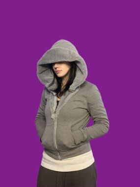 fur zip up grey sweatshirt